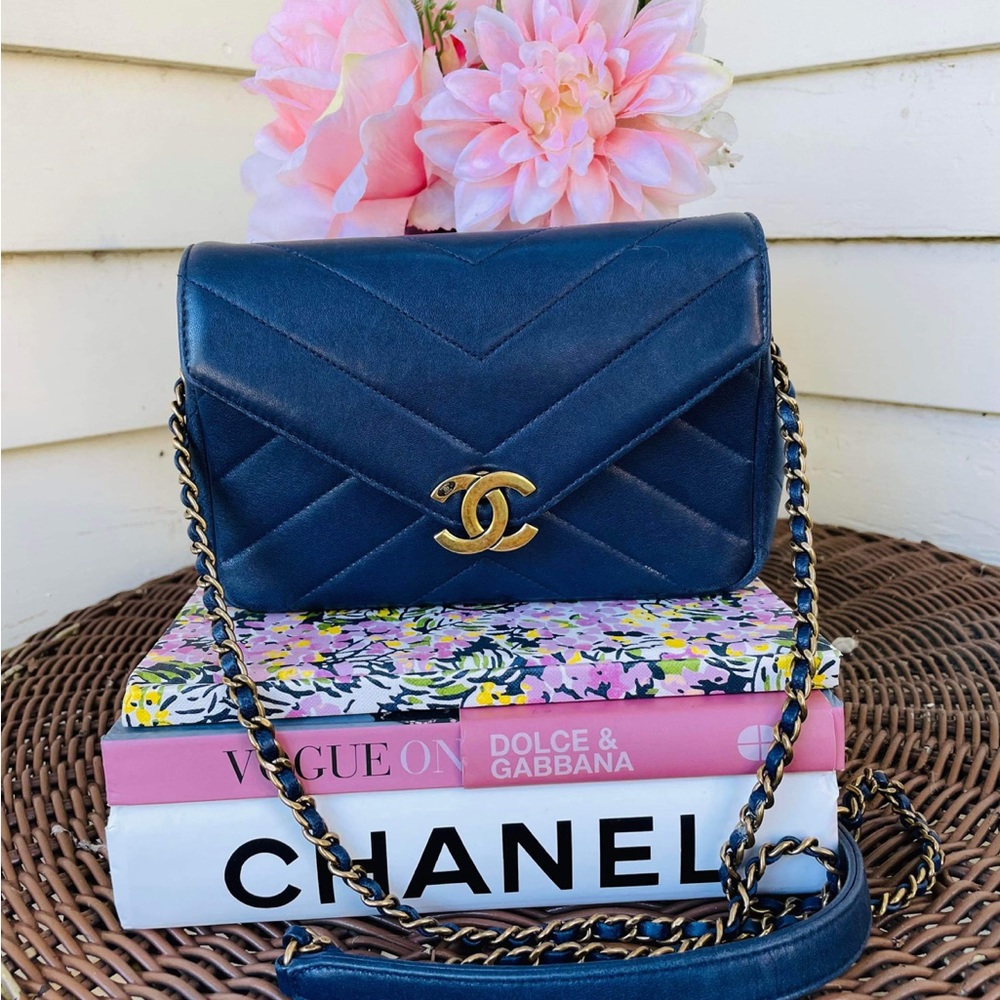 Chanel Chevron Quilted Small Paris Seoul Coco Envelope